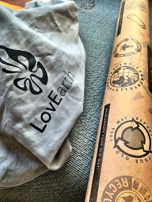 LovEarth Charcoal Studio Yoga Mat (with bag)